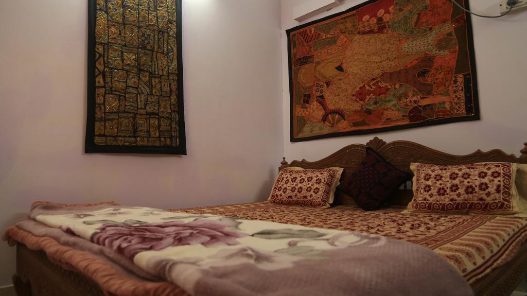Hôtel Arya Haveli à Jaisalmer Extérieur photo